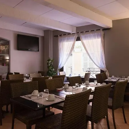 מלון Og Boutique Cassitel, 2*